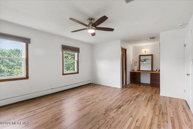 11 Colts Brook Road, Marlboro, NJ 07746