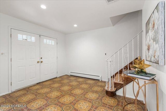 11 Colts Brook Road, Marlboro, NJ 07746