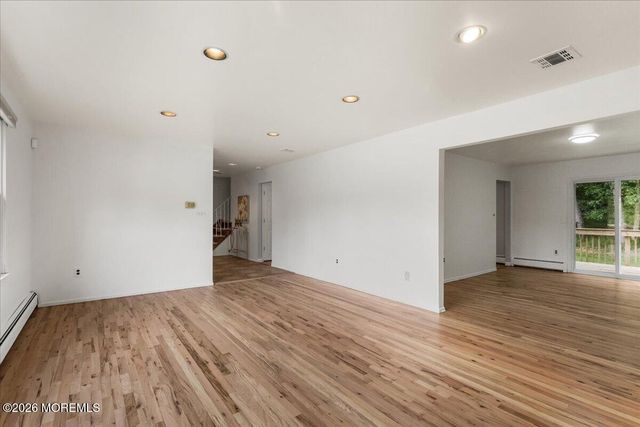 11 Colts Brook Road, Marlboro, NJ 07746