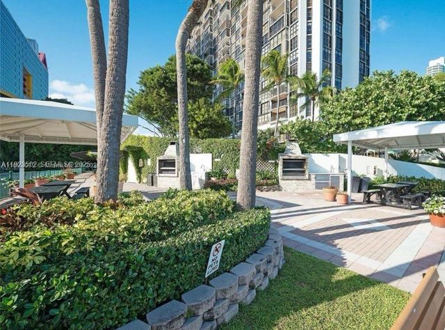 1865 Brickell Ave A604, Miami, FL 33129