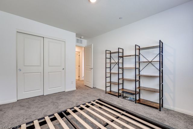 10963 Preston Trails Avenue, Las Vegas, NV 89166