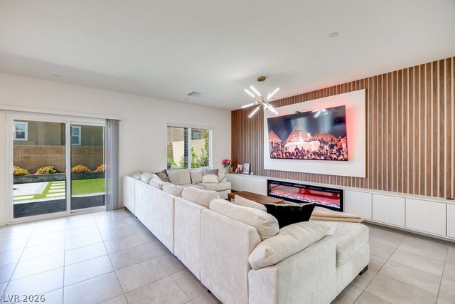 10963 Preston Trails Avenue, Las Vegas, NV 89166