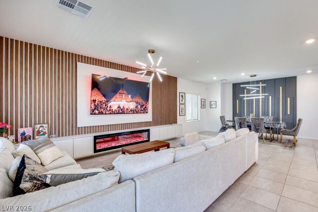 10963 Preston Trails Avenue, Las Vegas, NV 89166