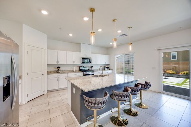 10963 Preston Trails Avenue, Las Vegas, NV 89166