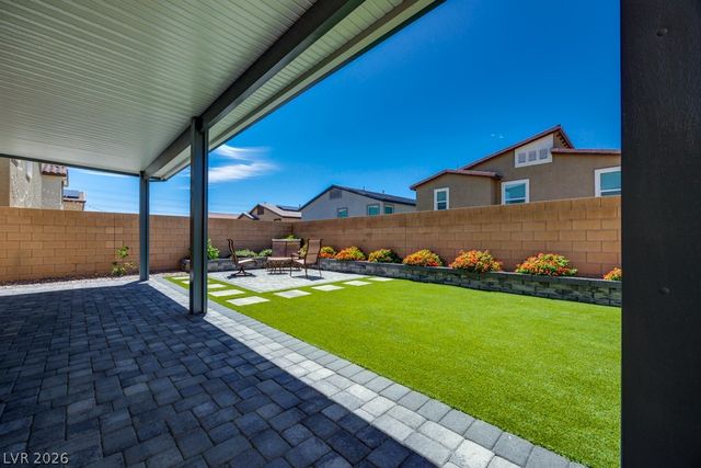 10963 Preston Trails Avenue, Las Vegas, NV 89166