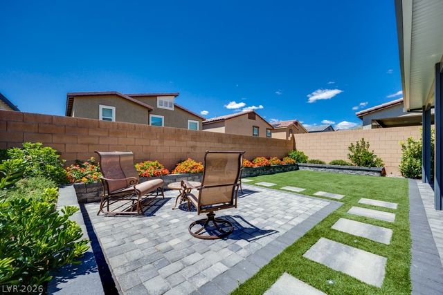 10963 Preston Trails Avenue, Las Vegas, NV 89166