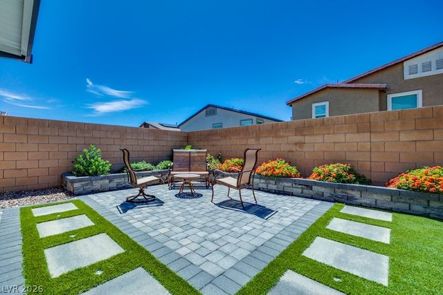 10963 Preston Trails Avenue, Las Vegas, NV 89166