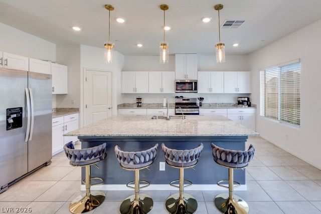 10963 Preston Trails Avenue, Las Vegas, NV 89166