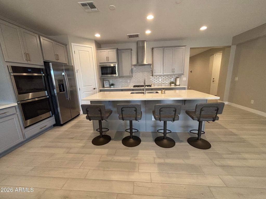 16911 W Jenan Road, Surprise, AZ 85388 — photo 2