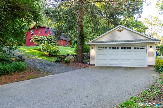 33 Little City Road, Haddam, CT 06441