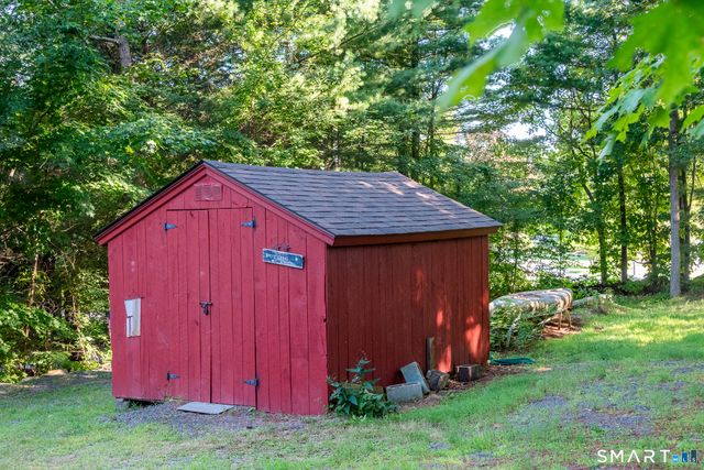 33 Little City Road, Haddam, CT 06441