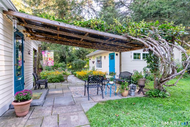 33 Little City Road, Haddam, CT 06441