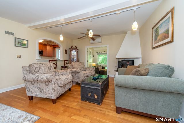 33 Little City Road, Haddam, CT 06441