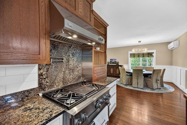 3 Archelaus Hill Rd, West Newbury, MA 01985