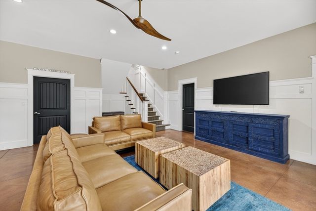 3 Archelaus Hill Rd, West Newbury, MA 01985