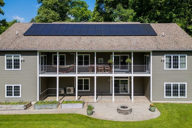 3 Archelaus Hill Rd, West Newbury, MA 01985