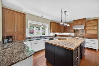 3 Archelaus Hill Rd, West Newbury, MA 01985