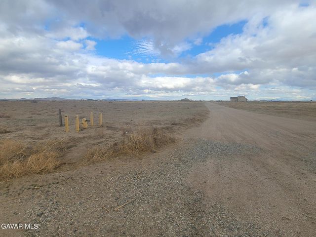 Cor Avenue A14 70 Stw, Lancaster, CA 93536