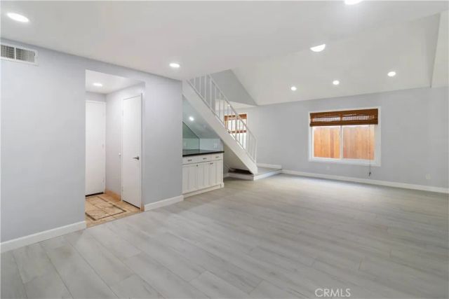 19853 Collins, Canyon Country, CA 91351