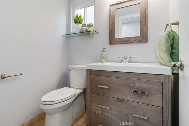 19853 Collins, Canyon Country, CA 91351