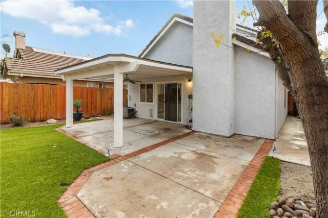 19853 Collins, Canyon Country, CA 91351