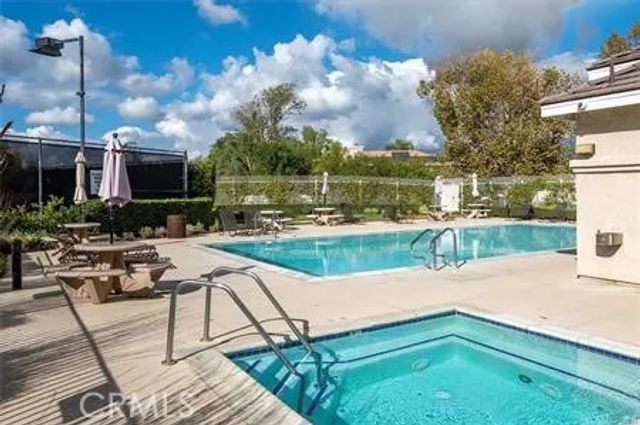 19853 Collins, Canyon Country, CA 91351