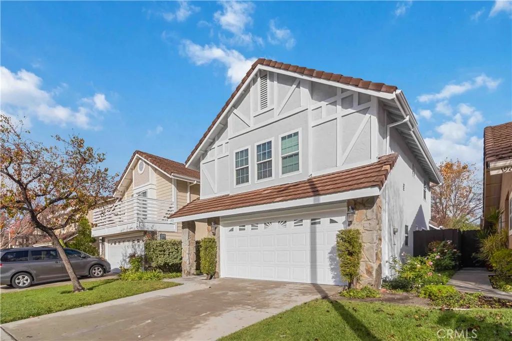 19853 Collins, Canyon Country, CA 91351