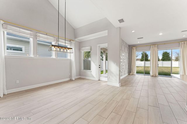 10761 AVENTURA Drive, Jacksonville, FL 32256