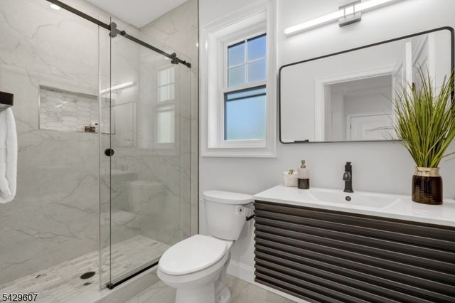 21 Kuntz Ave, Berkeley Heights Twp., NJ 07922