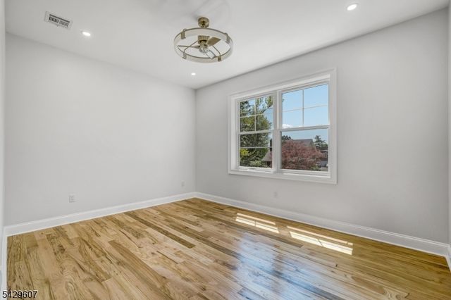 21 Kuntz Ave, Berkeley Heights Twp., NJ 07922