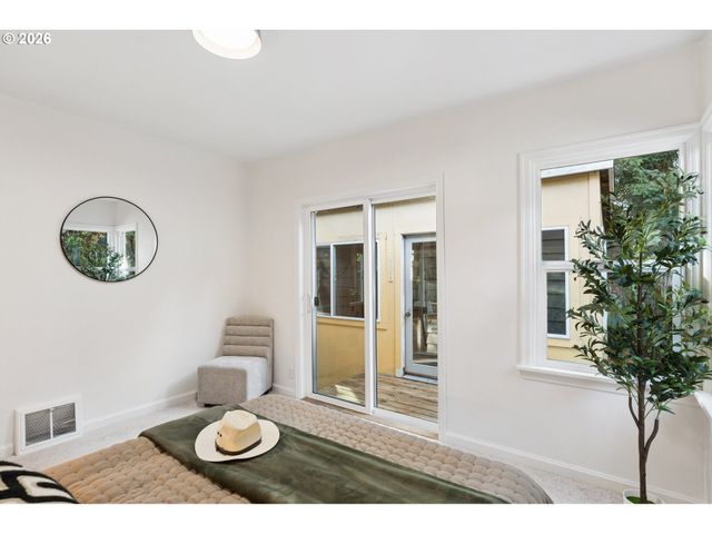 2715 Se 58TH Ave, Portland, OR 97206