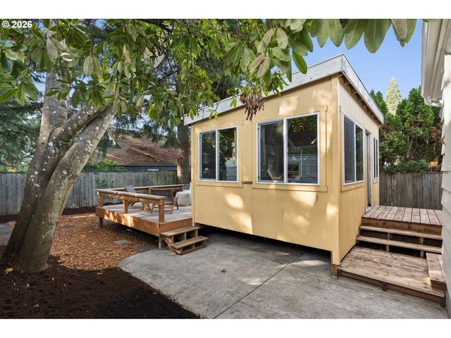 2715 Se 58TH Ave, Portland, OR 97206