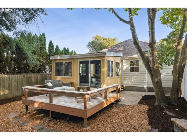 2715 Se 58TH Ave, Portland, OR 97206