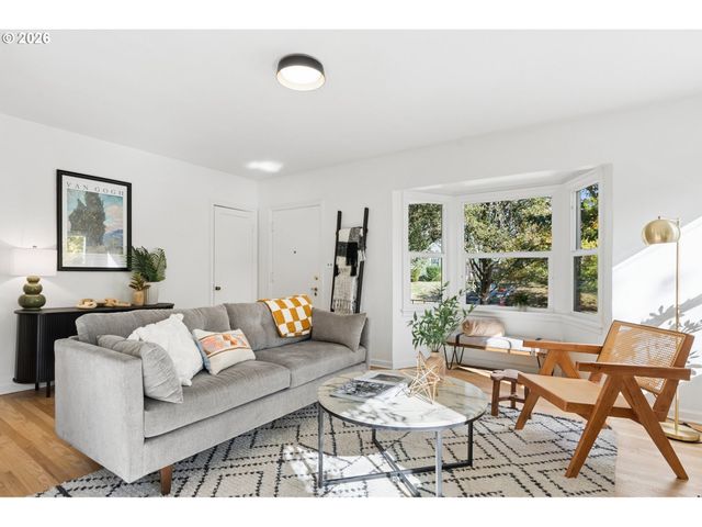 2715 Se 58TH Ave, Portland, OR 97206
