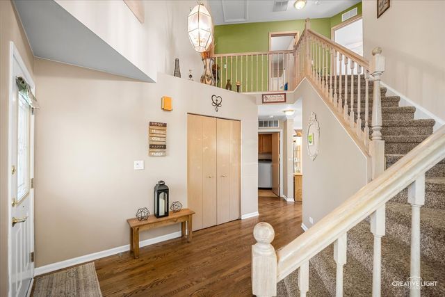 12 Middlefield Court, Lake In The Hills, IL 60156