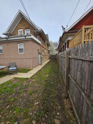 316 S 10th Avenue, Maywood, IL 60153