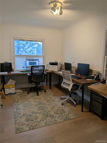 26101 W Warren Street, Dearborn Heights, MI 48127