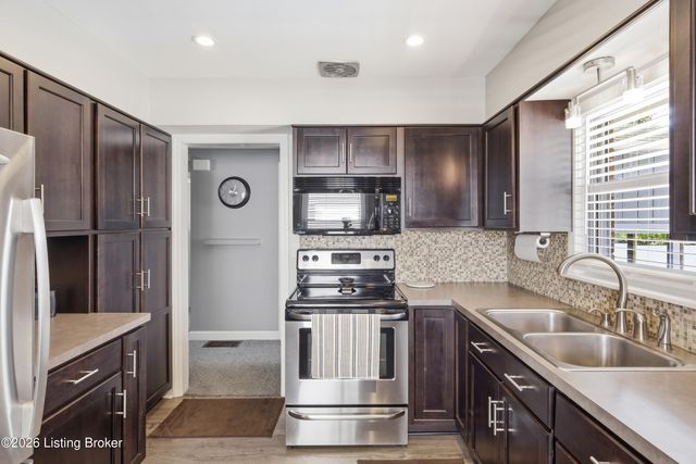 3104 Horton Ave, Louisville, KY 40220