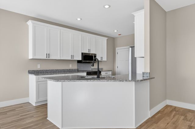 37 Old 64 Hwy, Flintville, TN 37335