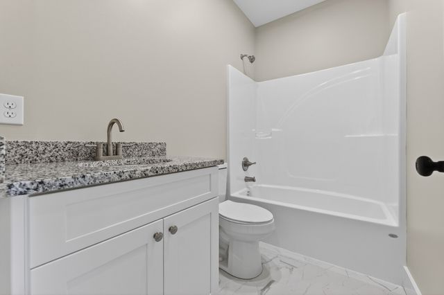 37 Old 64 Hwy, Flintville, TN 37335