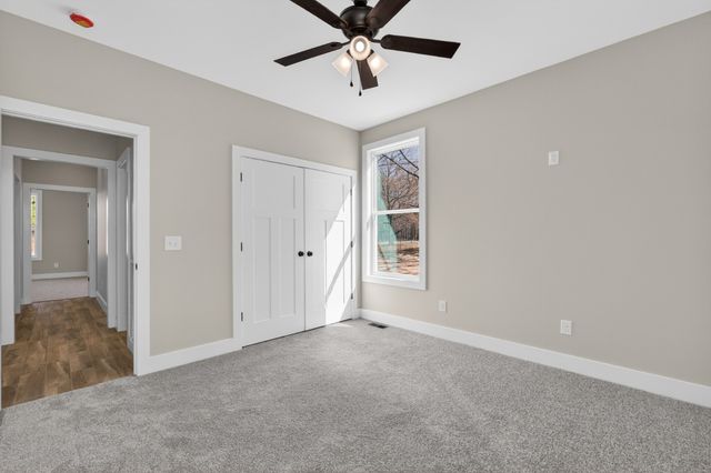 37 Old 64 Hwy, Flintville, TN 37335