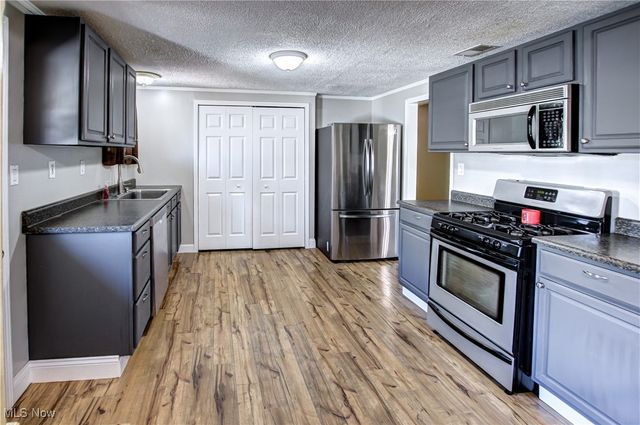 1405 Gillie Drive, Streetsboro, OH 44241