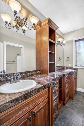 3905 E Windsmore Drive, Springfield, MO 65802