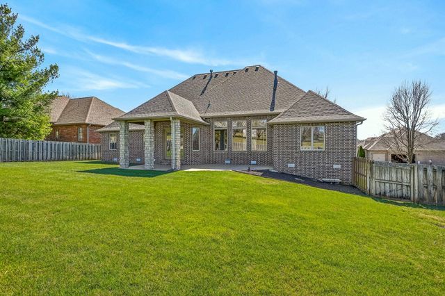 3905 E Windsmore Drive, Springfield, MO 65802