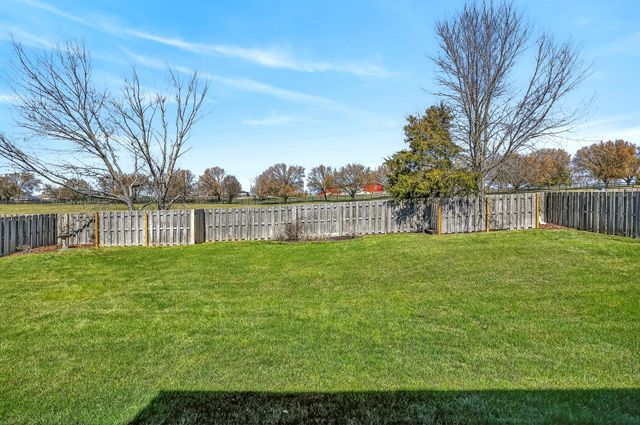 3905 E Windsmore Drive, Springfield, MO 65802