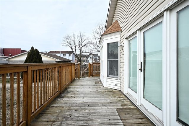 26 S Main Street, Houston, PA 15342