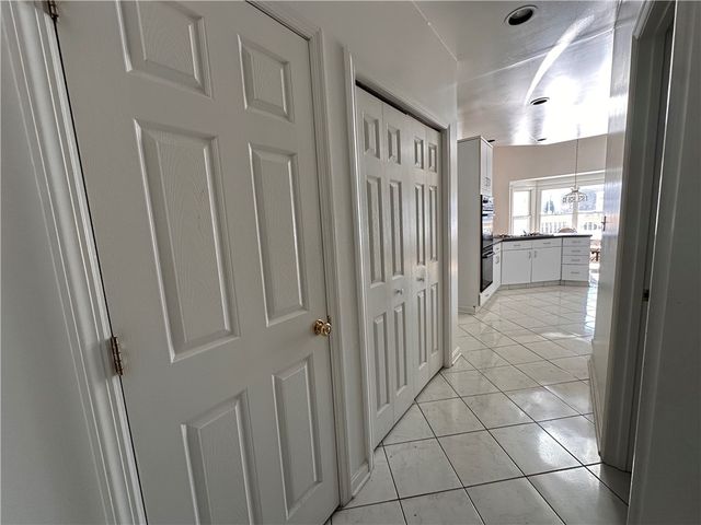 26 S Main Street, Houston, PA 15342