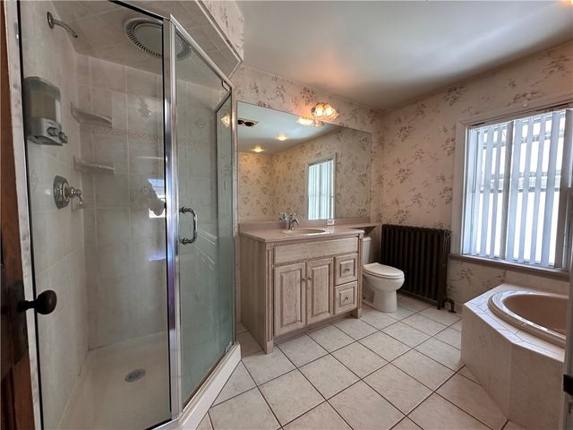 26 S Main Street, Houston, PA 15342