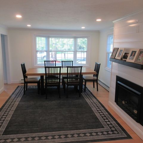 7 Axletree Road, Tyngsborough, MA 01879