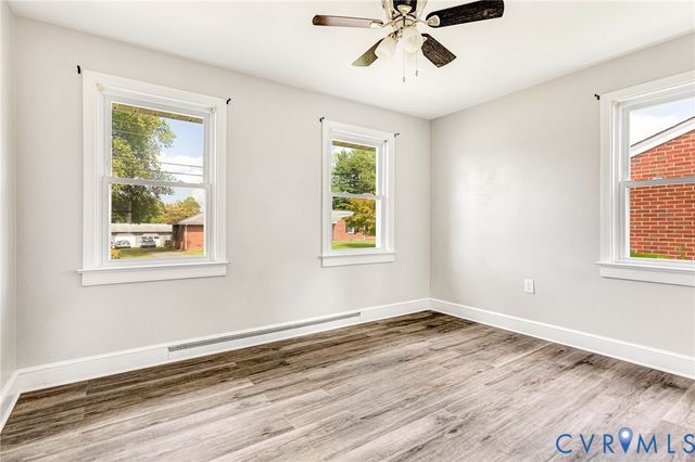 507 Walnut Ave, Colonial Heights, VA 23834